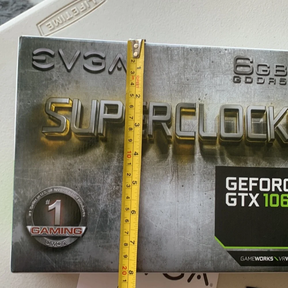 Insides of a Box: pin Cable for GEFORCE GTX 1060 CD and screws